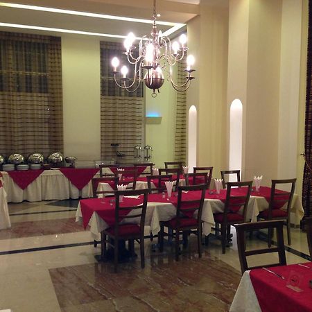 Padova Hotel Beirut Bagian luar foto