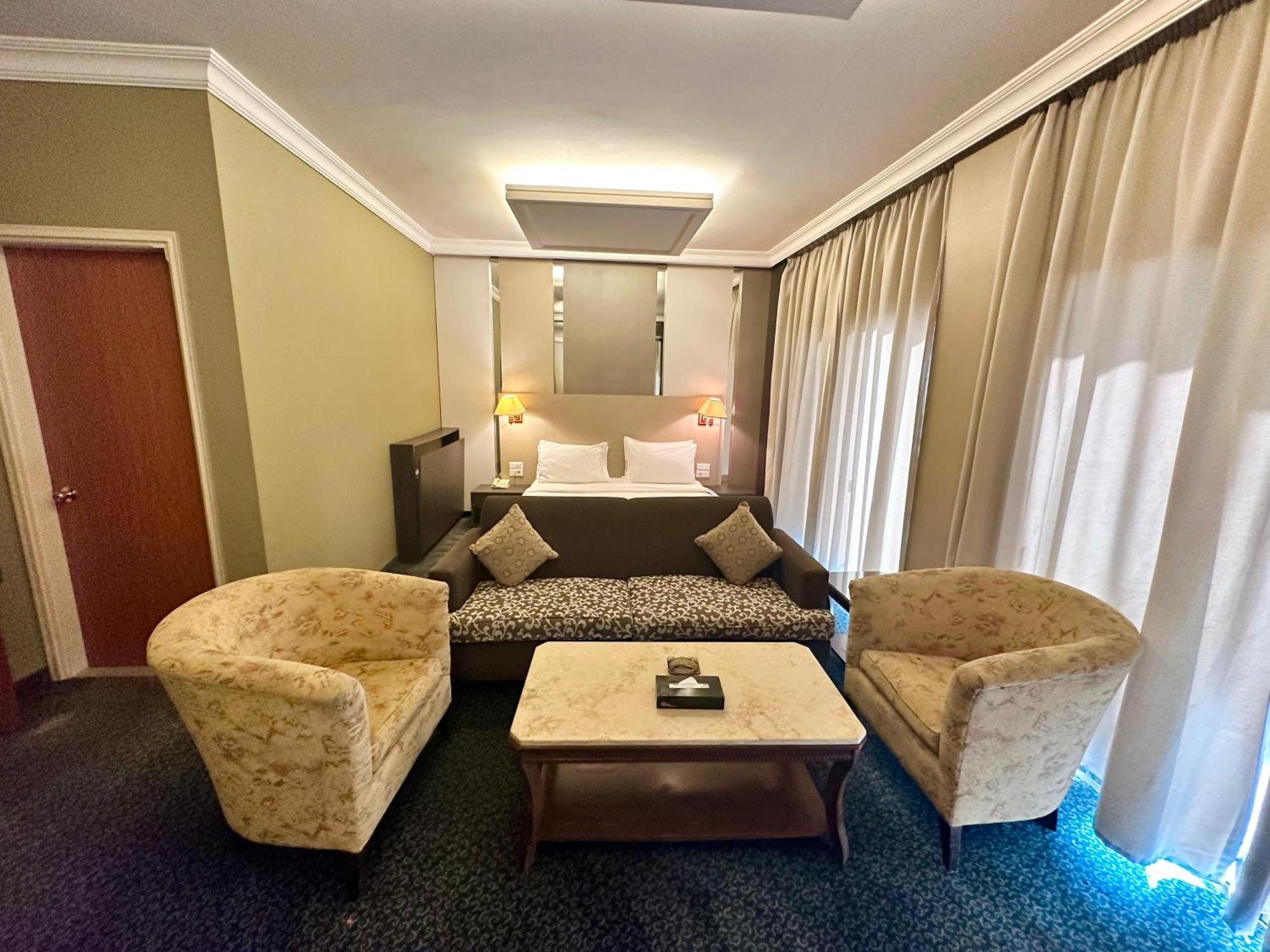 Padova Hotel Beirut Bagian luar foto
