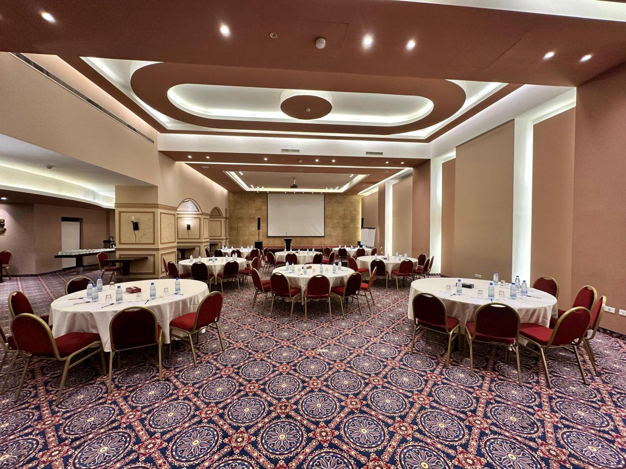 Padova Hotel Beirut Bagian luar foto