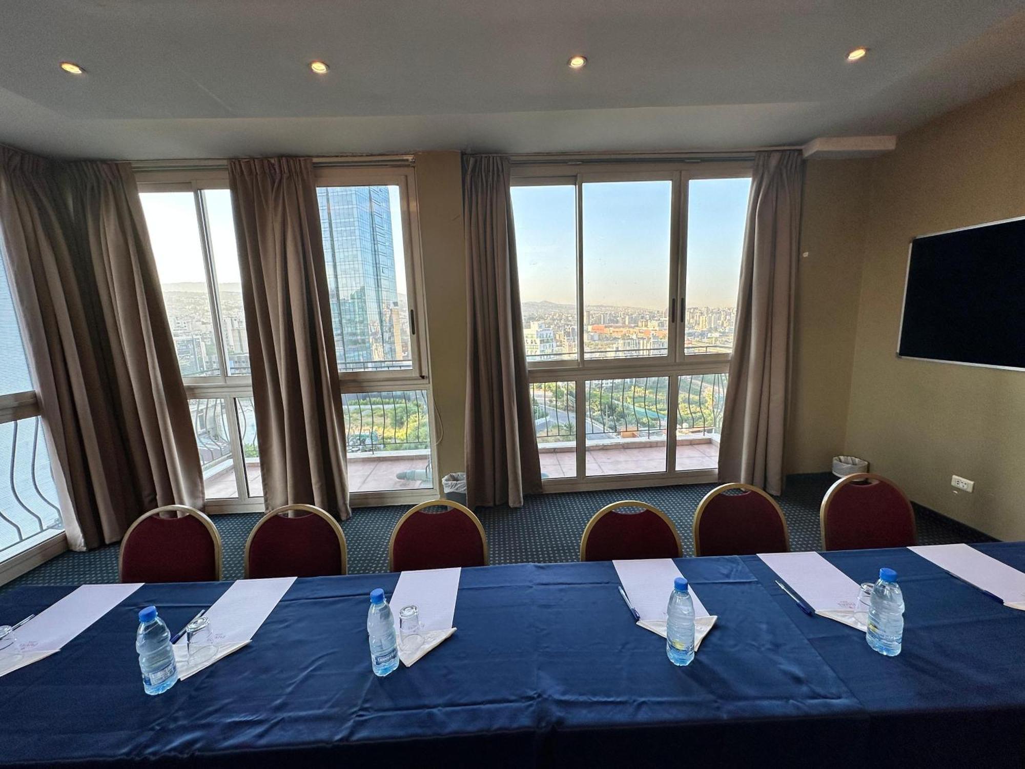 Padova Hotel Beirut Bagian luar foto