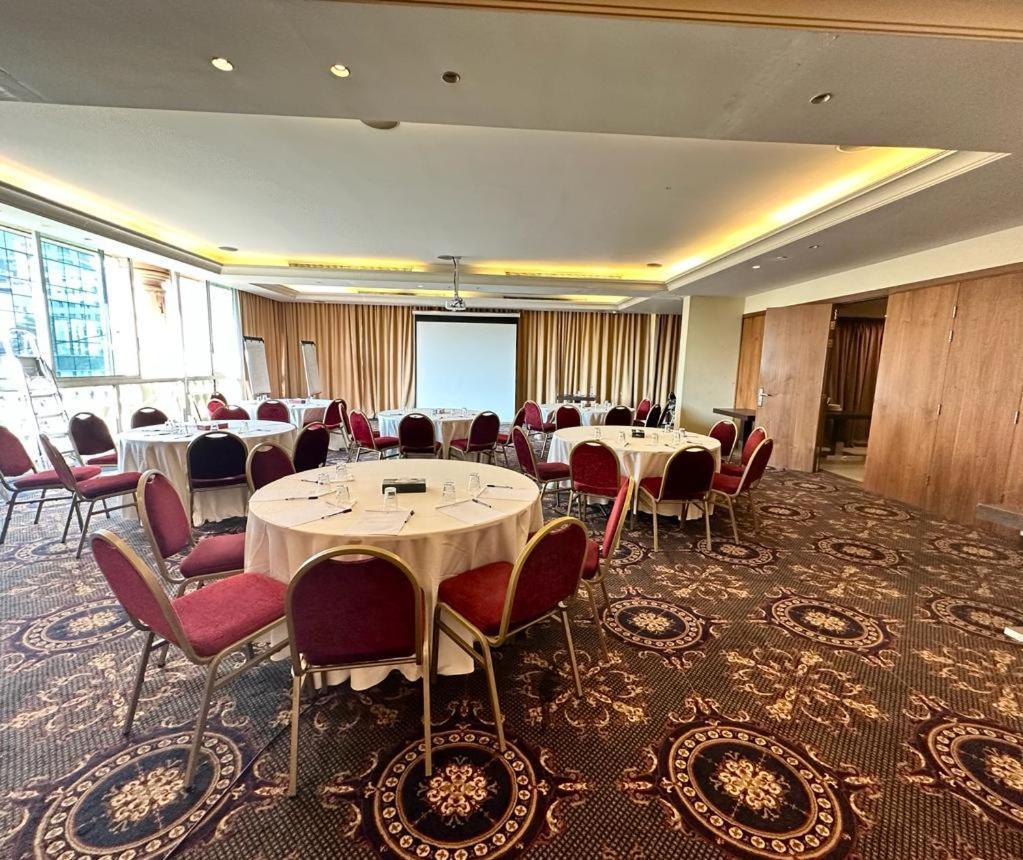 Padova Hotel Beirut Bagian luar foto