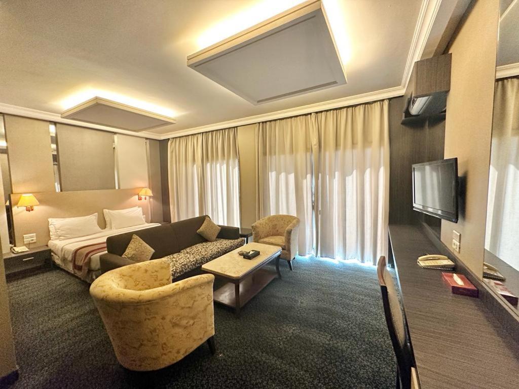 Padova Hotel Beirut Bagian luar foto
