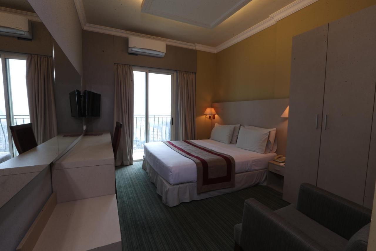 Padova Hotel Beirut Bagian luar foto