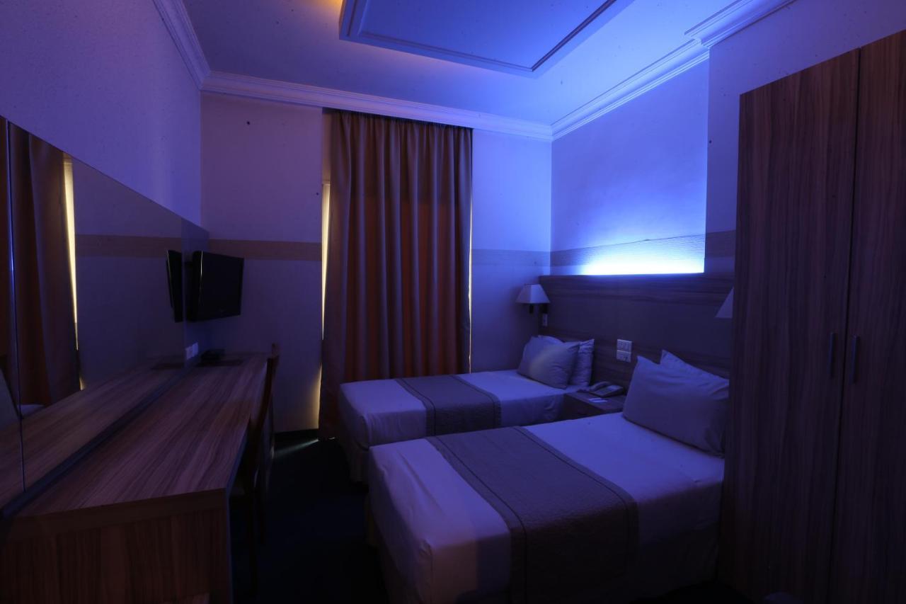 Padova Hotel Beirut Bagian luar foto