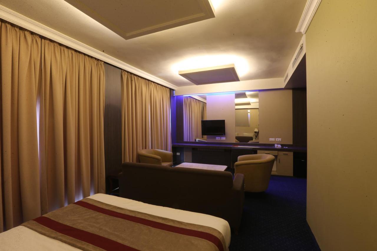 Padova Hotel Beirut Bagian luar foto