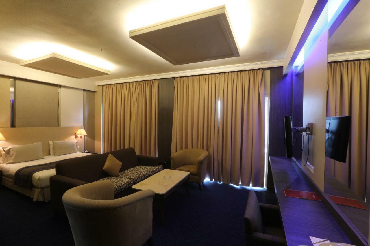 Padova Hotel Beirut Bagian luar foto